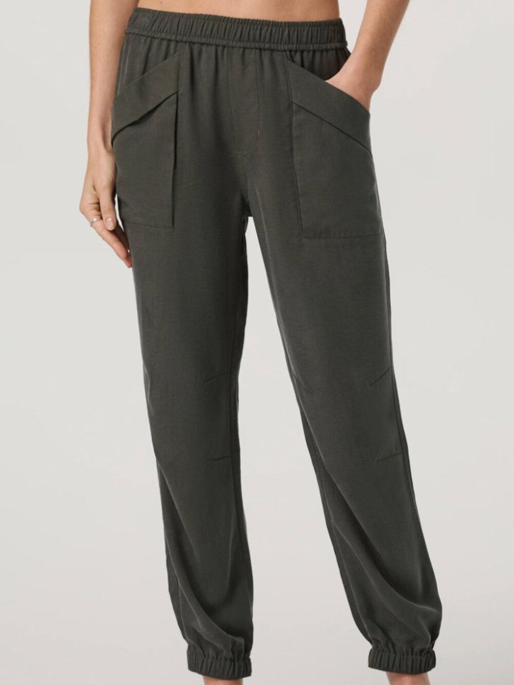 Vuori Trestles Twill Jogger in Kale